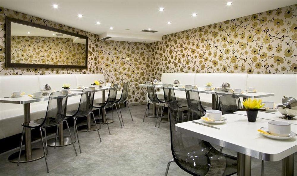 Hotel Ibis Styles Paris Marcel Sembat 3*