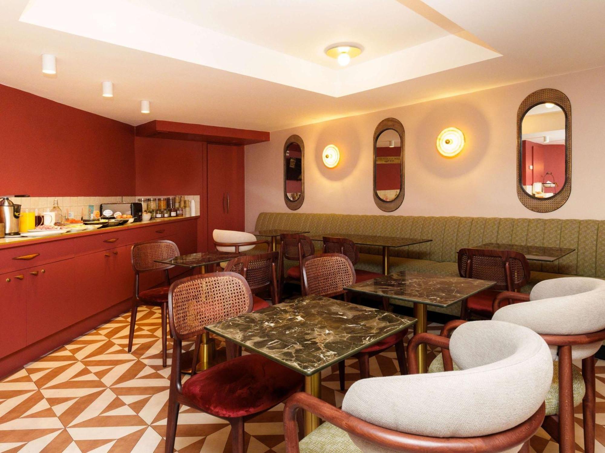 Hotel Ibis Styles Paris Marcel Sembat 3*