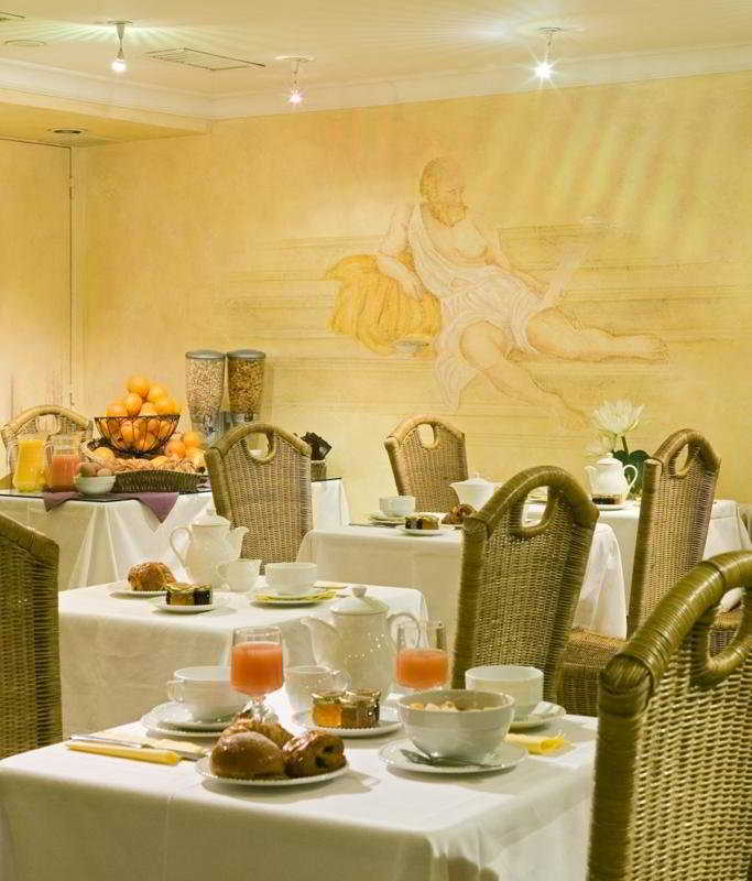 Ibis Styles Paris Marcel Sembat 3*