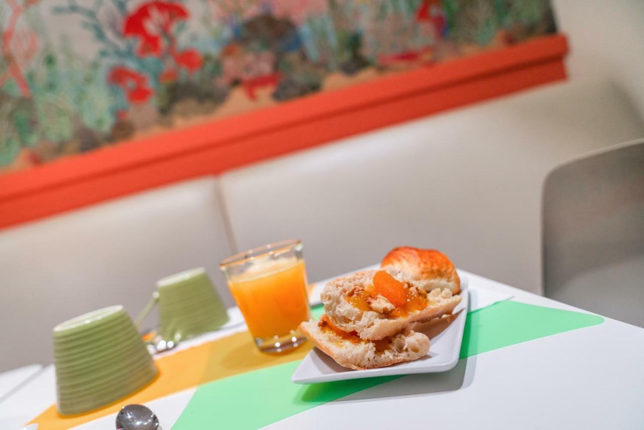 Hotel Ibis Styles Paris Marcel Sembat 3*